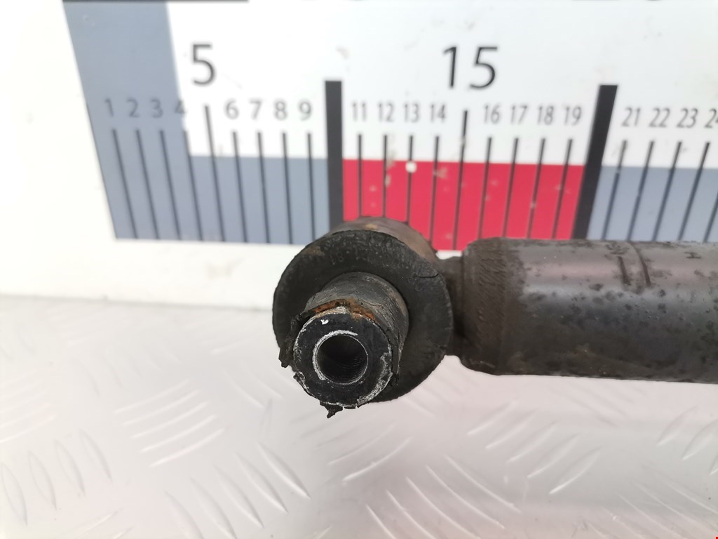 Амортизатор задний правый AUDI A4 B5 1995-2001