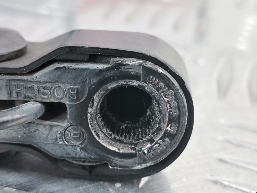 Поводок дворника задний (заднего) FORD Focus I 1998-2005