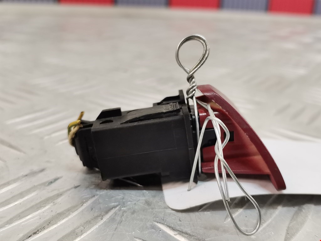 Кнопка аварийной сигнализации (аварийки) PEUGEOT 307 2001-2008