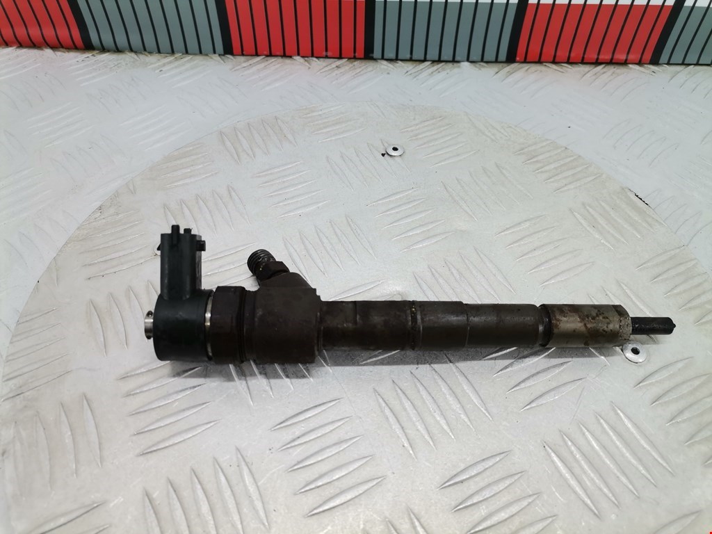 Форсунка дизельная электрическая OPEL Insignia 2008-2017