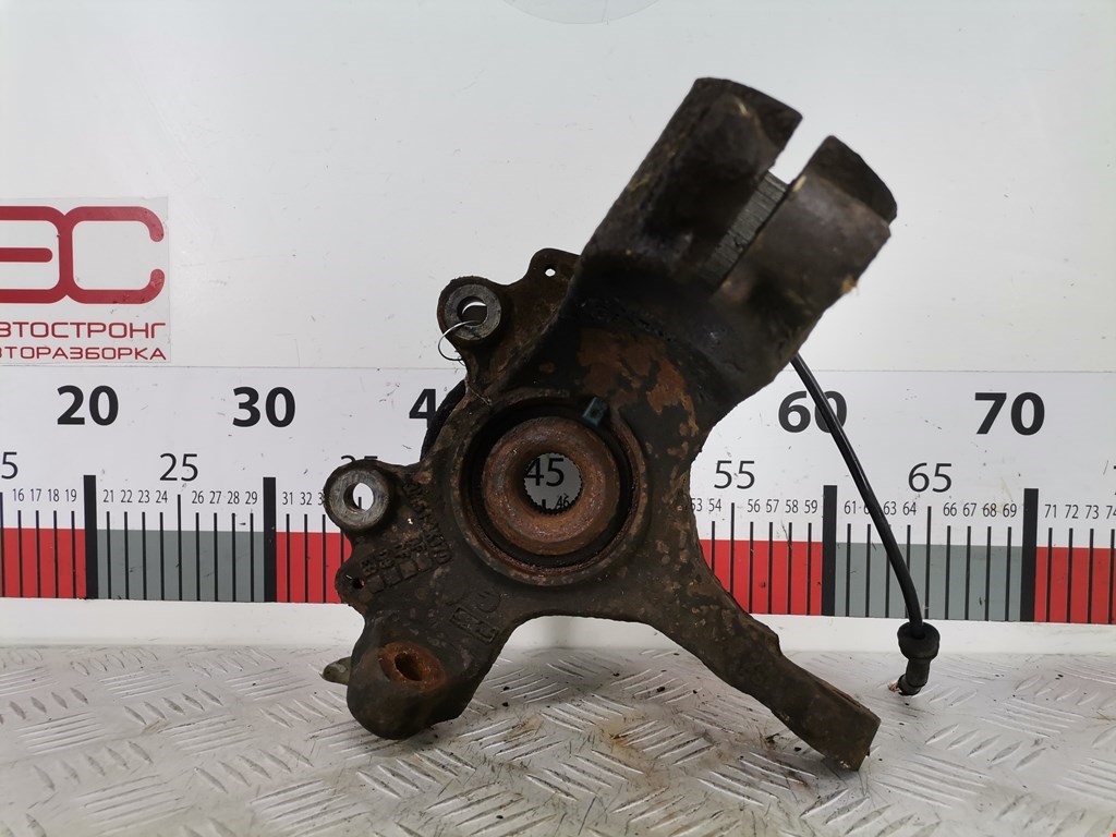 Ступица передняя правая FORD Focus II 2005-2011