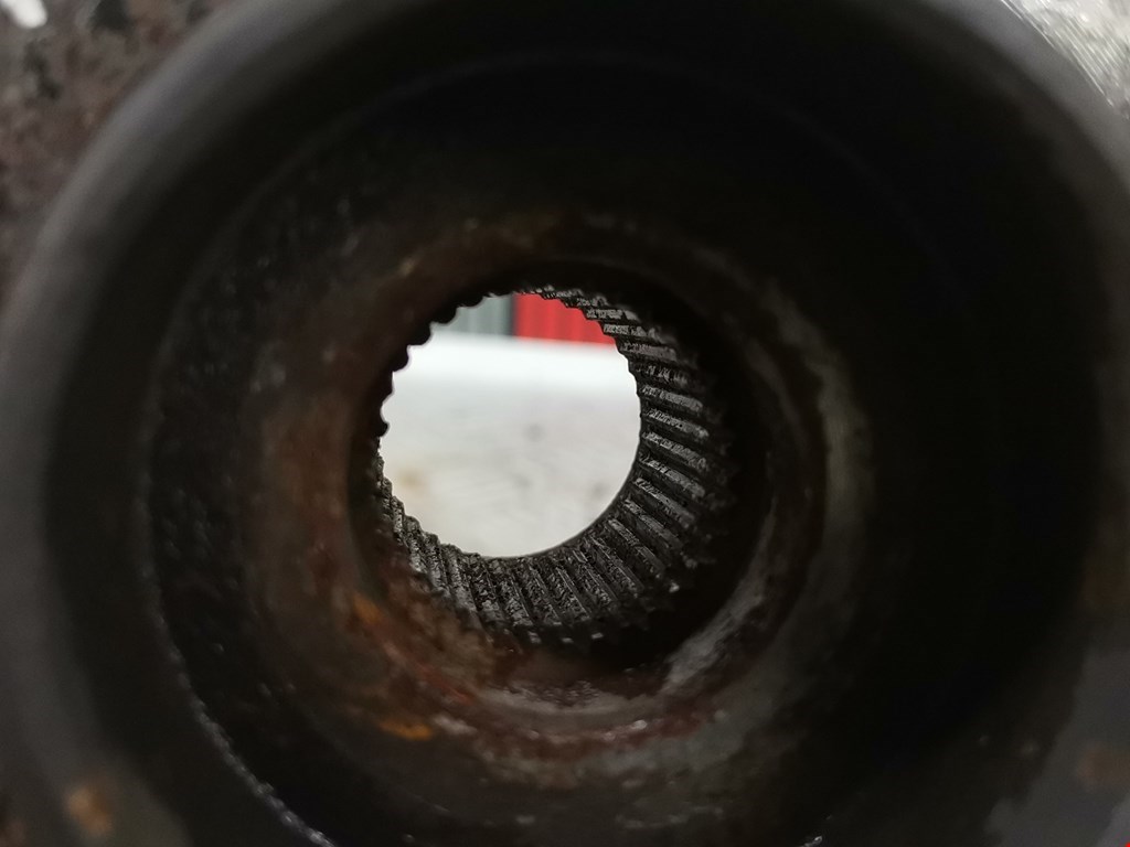 Ступица передняя правая FORD Focus II 2005-2011