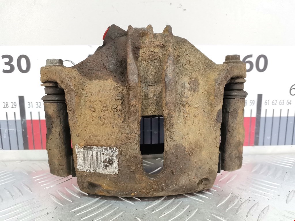 Суппорт передний правый Peugeot 206 (1998-2006)