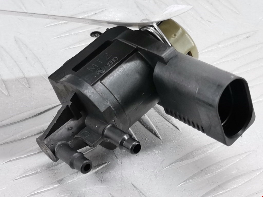 Клапан электромагнитный AUDI A4 B7 2004-2007