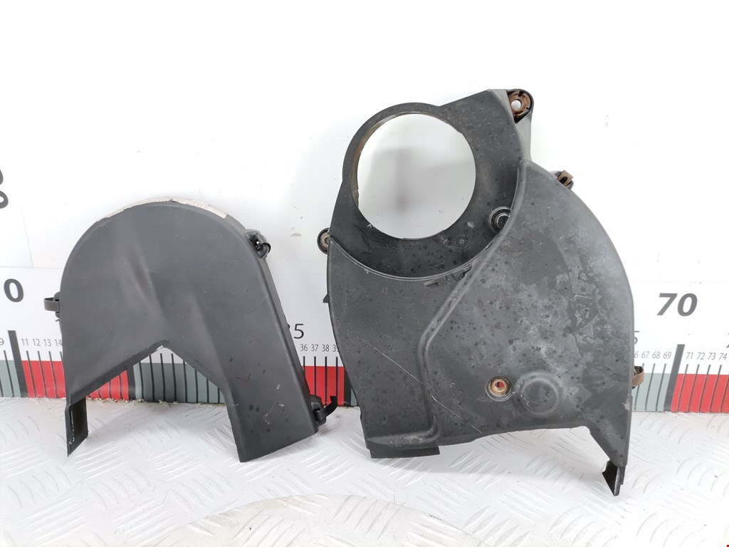 Кожух ремня (ГРМ генератора гидроусилителя помпы) Volkswagen Polo 3 (1994-2002)