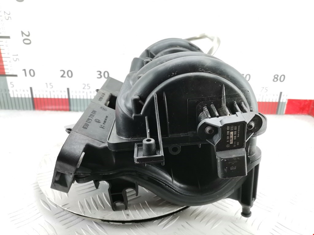 Коллектор впускной VOLKSWAGEN Polo III 1994-2001