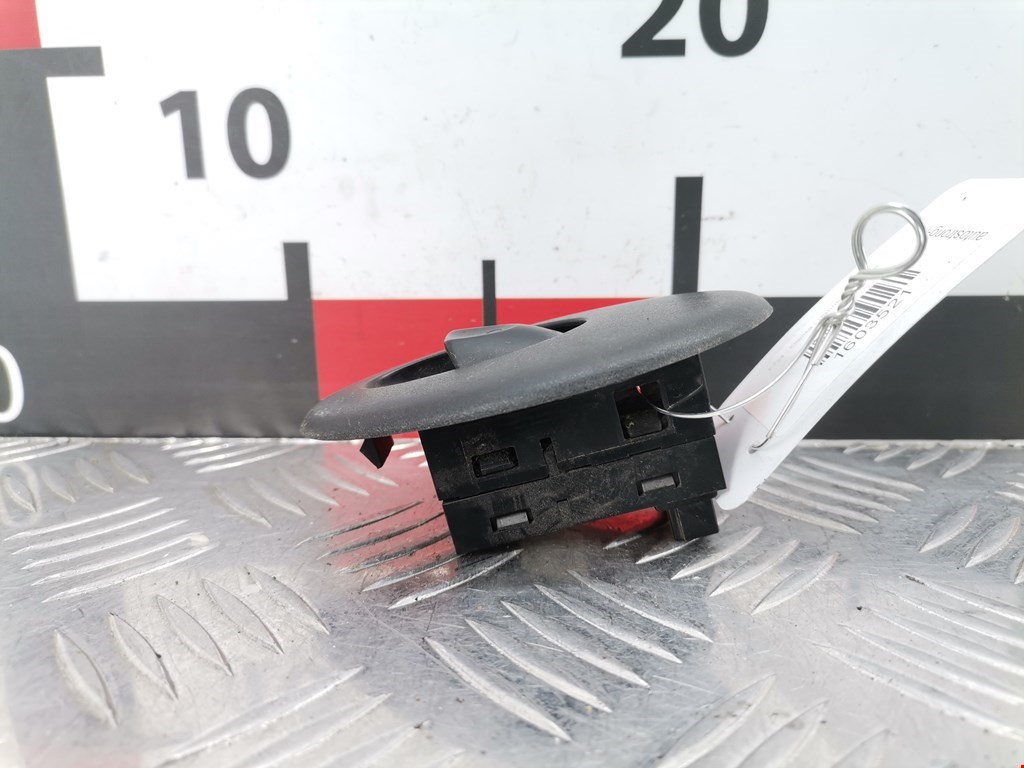 Кнопка стеклоподъемника MG ZT I 2001-2005