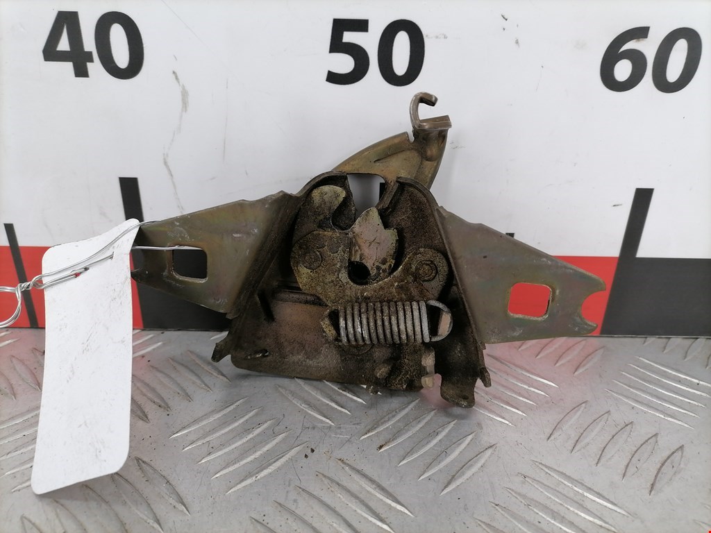 Замок капота VOLKSWAGEN Passat B3 1988-1993