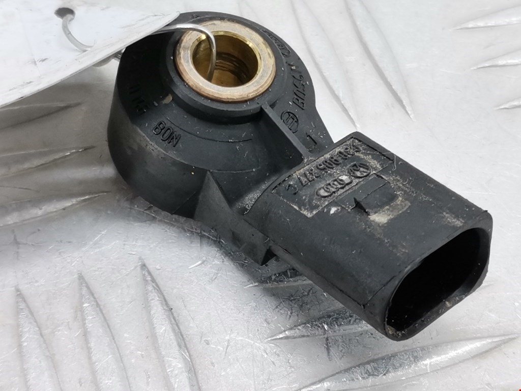 Датчик детонации AUDI A4 B7 2004-2007