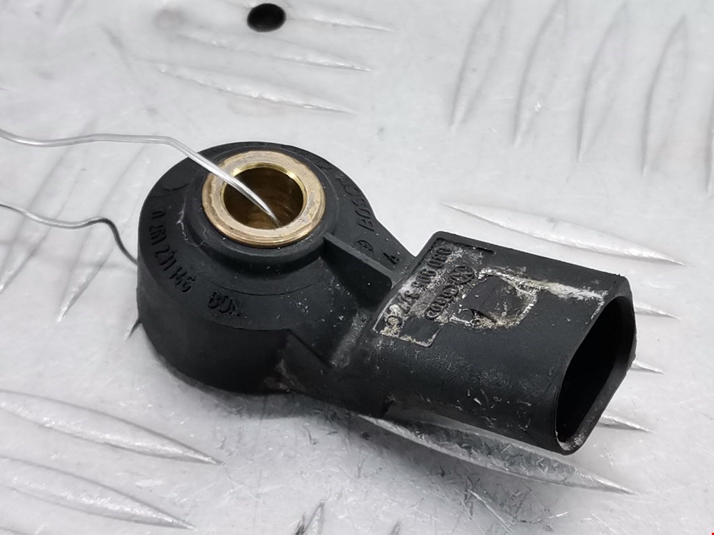 Датчик детонации AUDI A4 B7 2004-2007