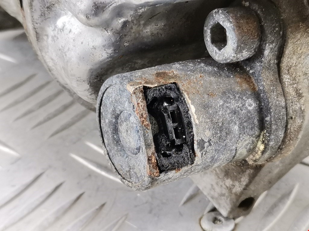 Компрессор кондиционера (системы кондиционирования) VOLKSWAGEN Golf V 2003-2009