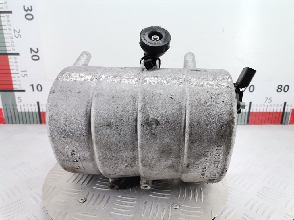 Коллектор впускной VOLKSWAGEN Golf V 2003-2009