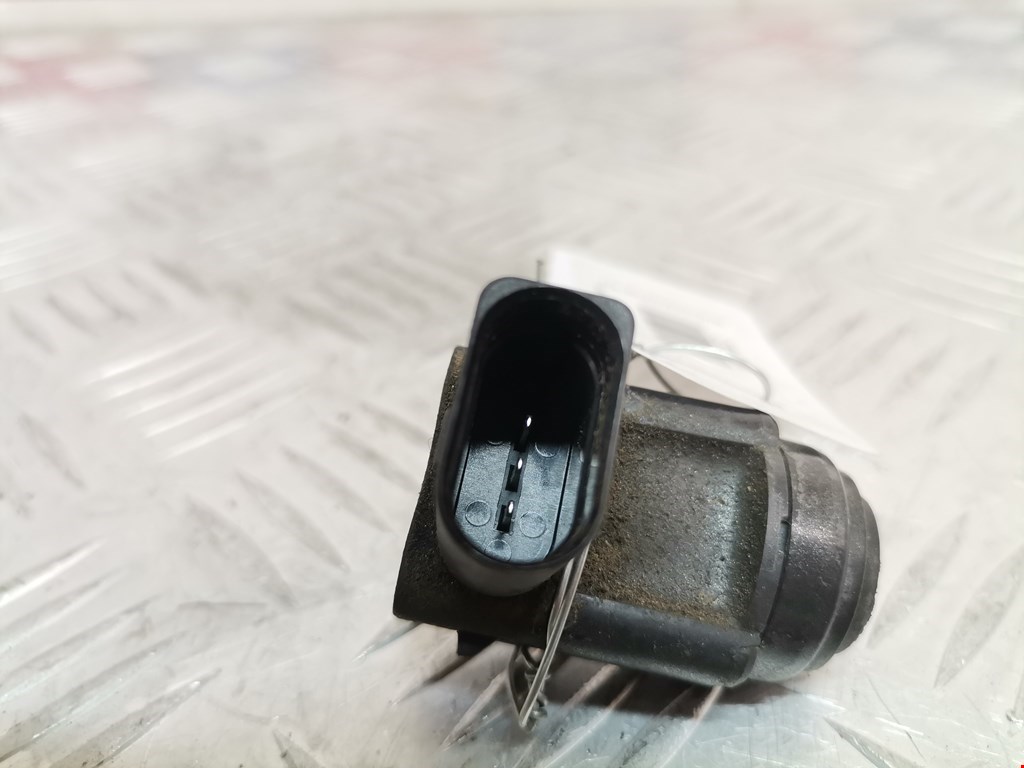 Датчик парковки VOLKSWAGEN Touareg 2002-2010