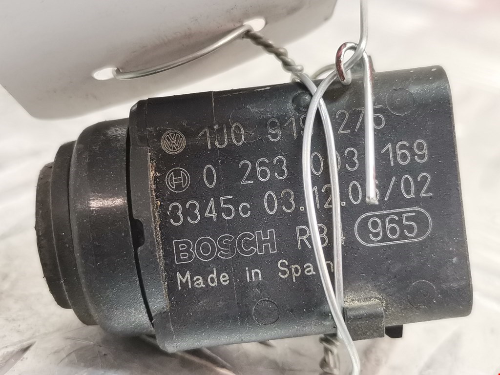 Датчик парковки VOLKSWAGEN Touareg 2002-2010