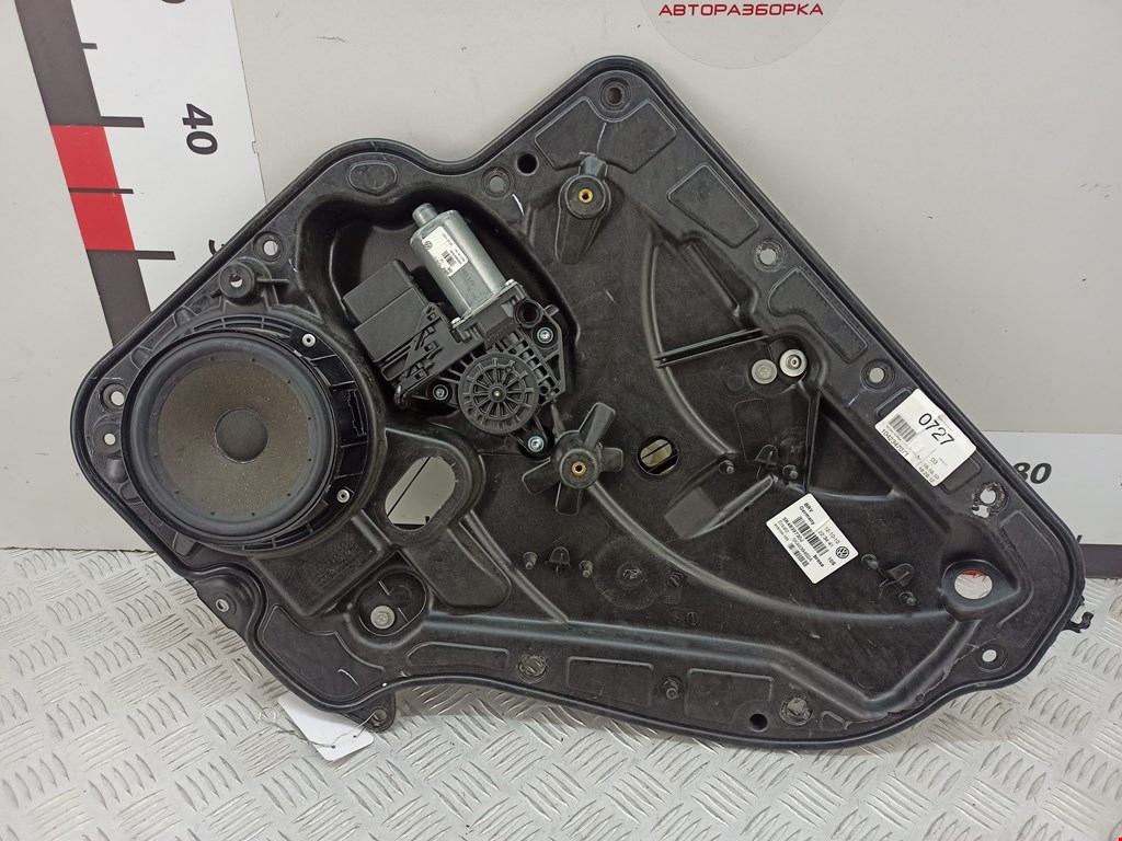 Стеклоподъемник задний правый VOLKSWAGEN Golf VI 2009-2012