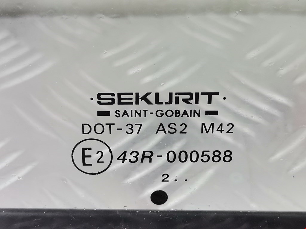 Стекло двери заднее правое CITROEN Jumper 244 2002-2006