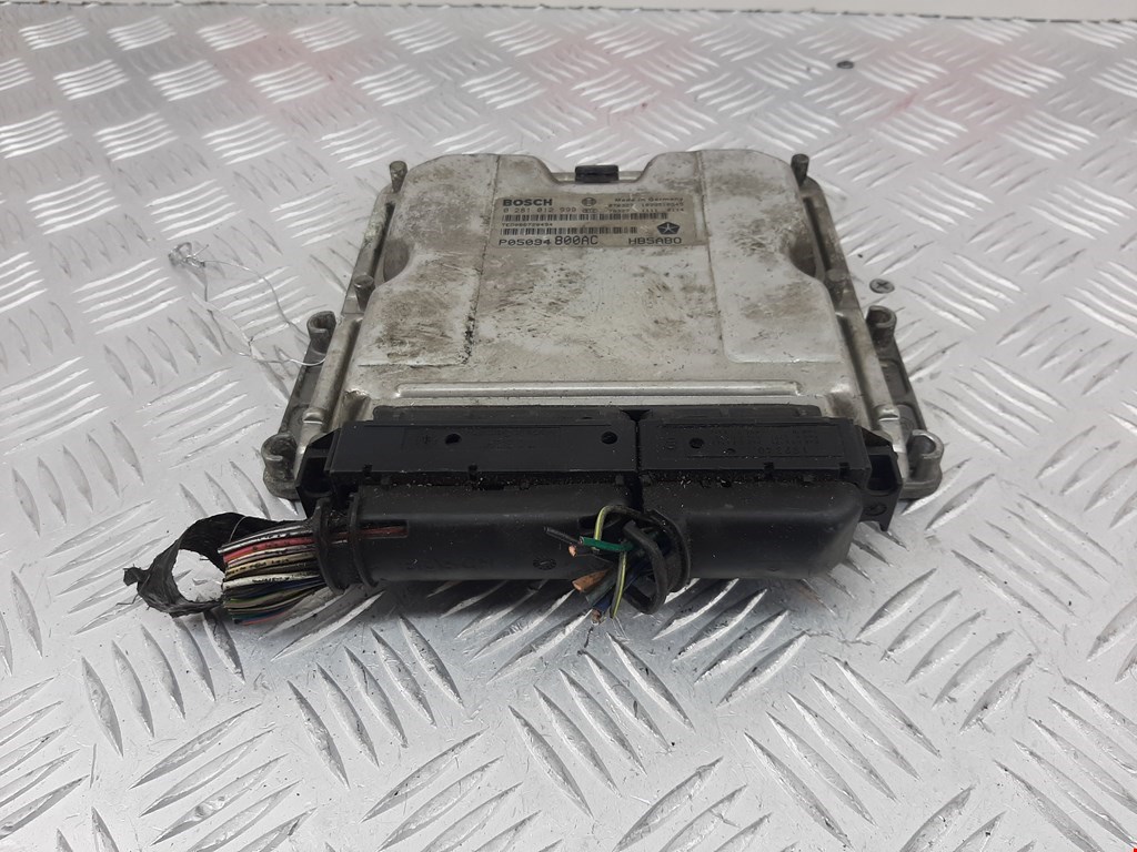 Блок управления двигателя (ЭБУ) CHRYSLER Voyager IV RG 2001-2007