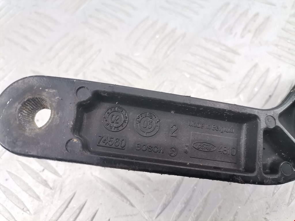 Поводок дворников передний левый/ правый FORD C-MAX 2003-2010