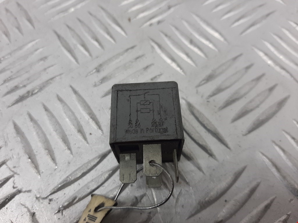 Реле VOLKSWAGEN Passat B5 1997-2005