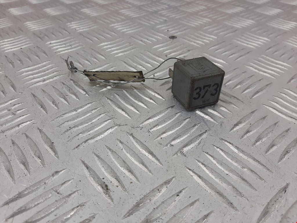 Реле VOLKSWAGEN Passat B5 1997-2005