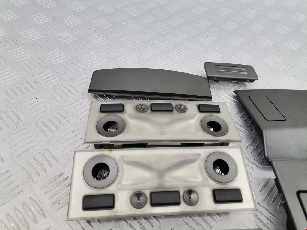 Плафон салонный (салона фонарь) BMW 7er 7 серия E65/E66 2001-2008