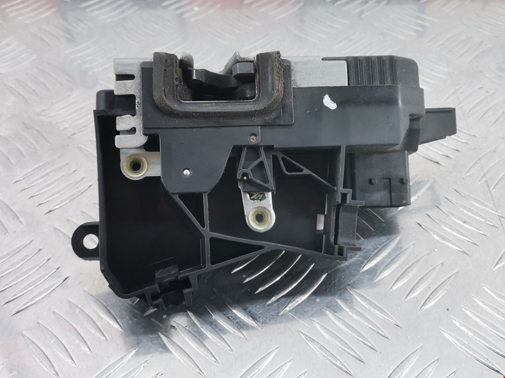 Замок двери передней левой OPEL Signum 2003-2008