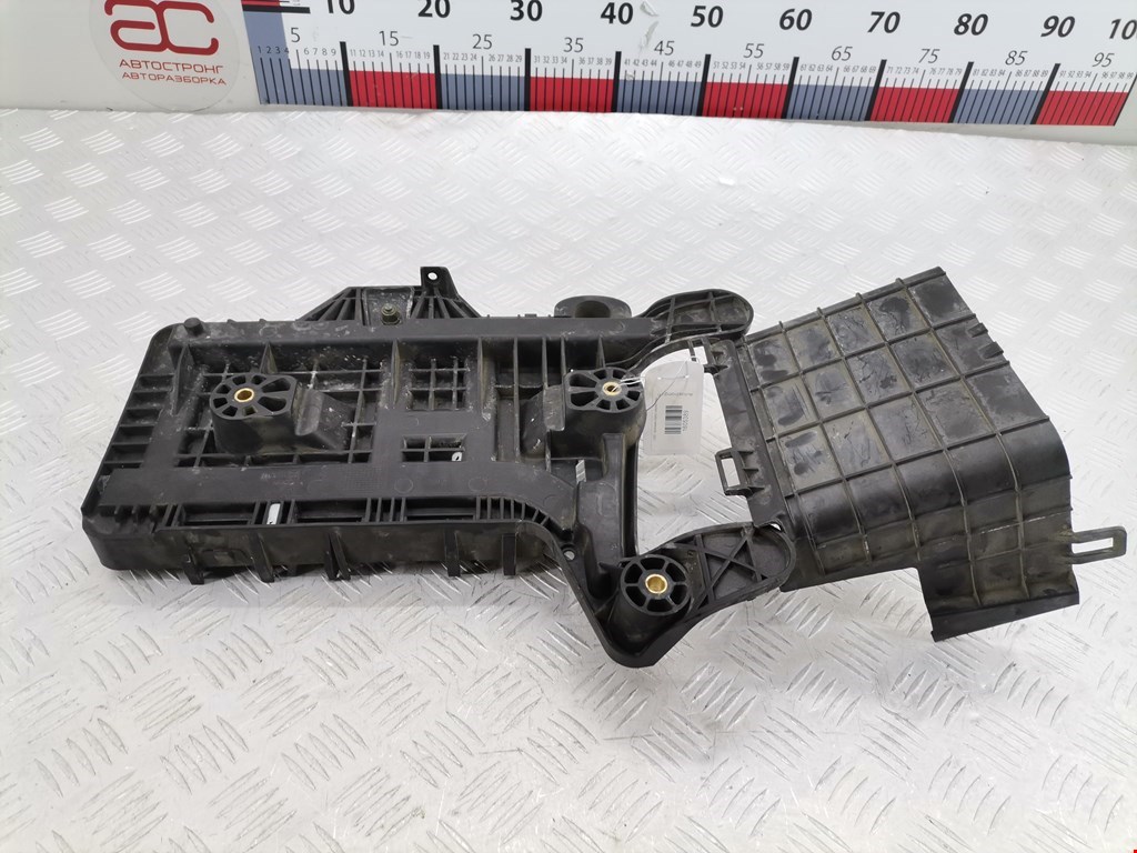 Крепление АКБ (корпус/подставка) VOLKSWAGEN Golf V 2003-2009