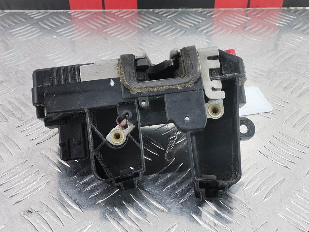 Замок двери задней правой OPEL Signum 2003-2008