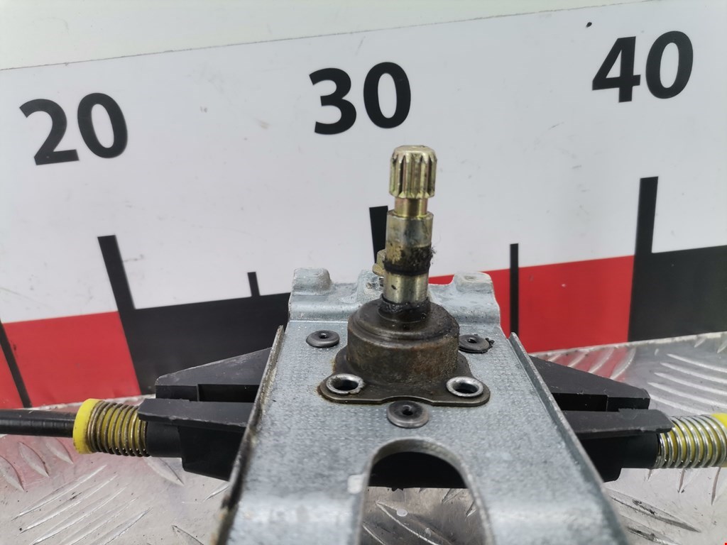 Стеклоподъемник задний правый VOLKSWAGEN Golf III 1991-1997