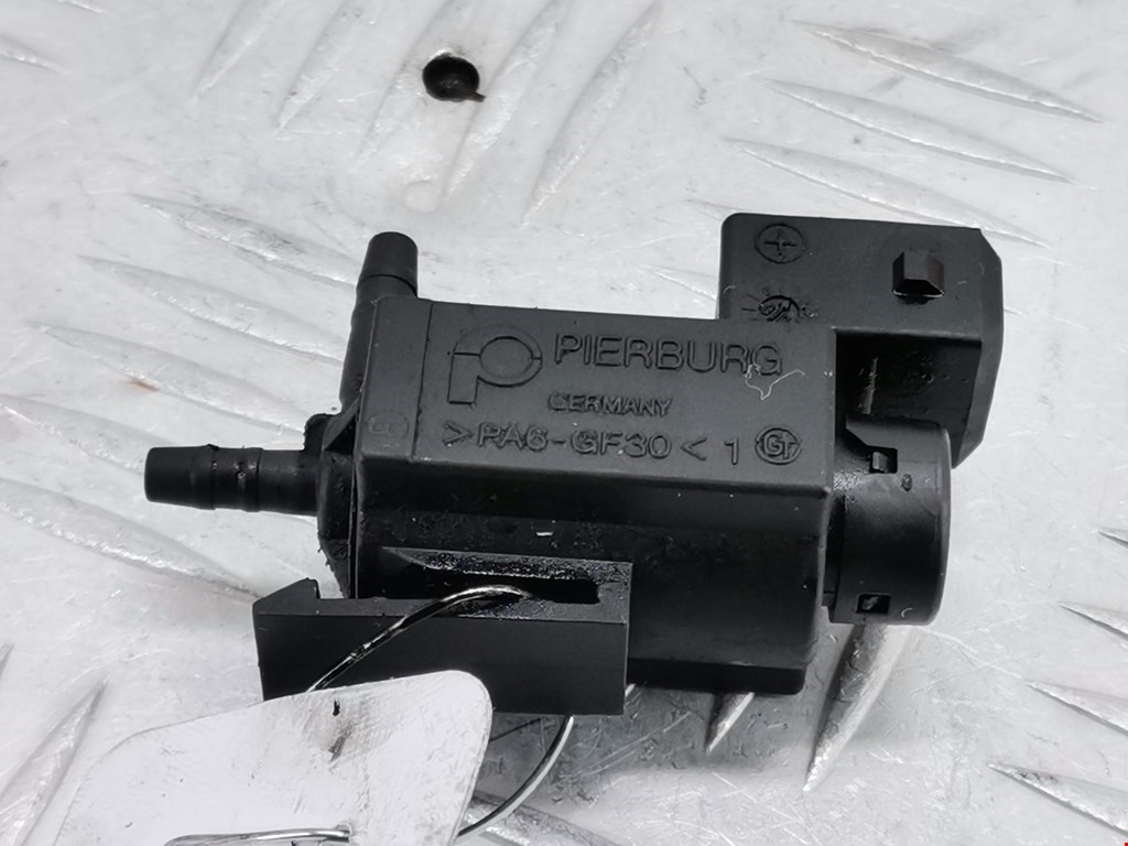 Клапан воздушного фильтра BMW 3-Series (E46) (1998-2007)