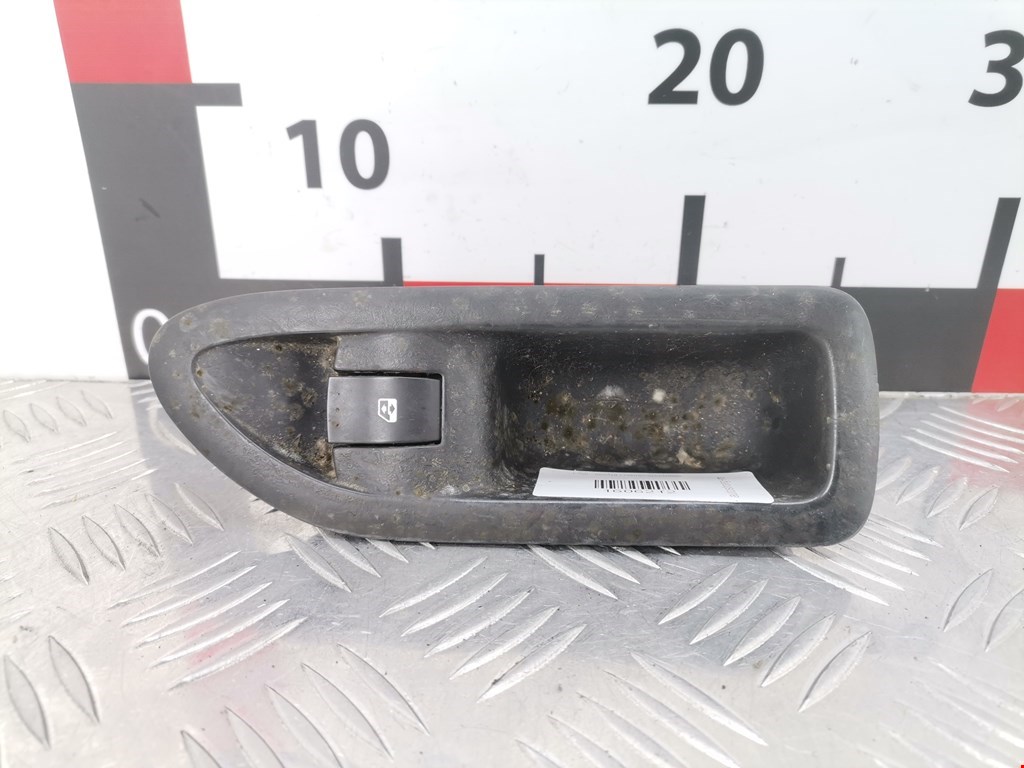 Кнопка стеклоподъемника RENAULT Laguna 2001-2007