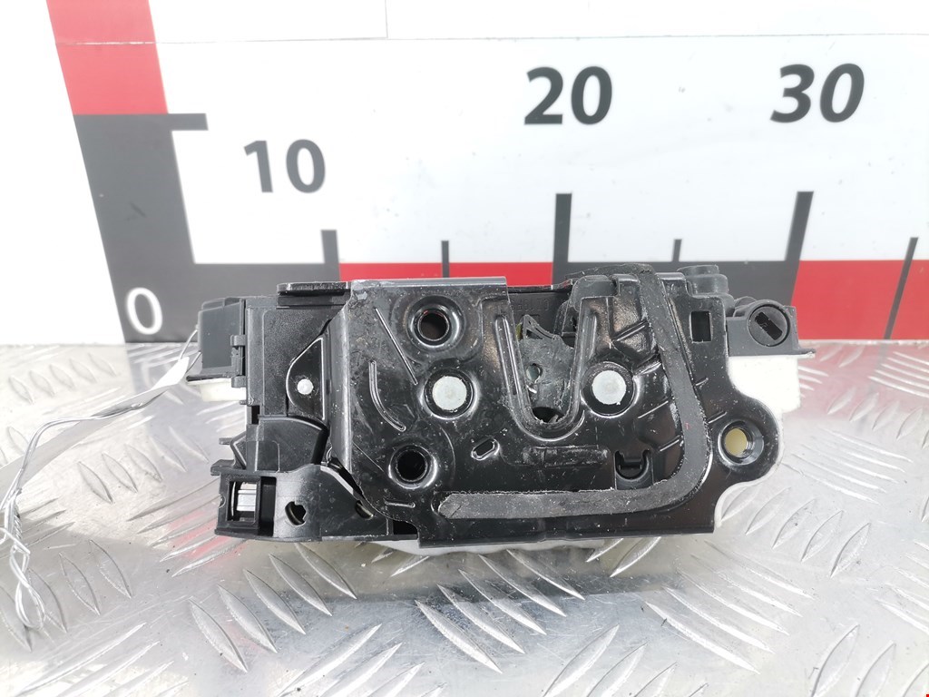 Замок двери задней правой VOLKSWAGEN Passat CC 2008-2017