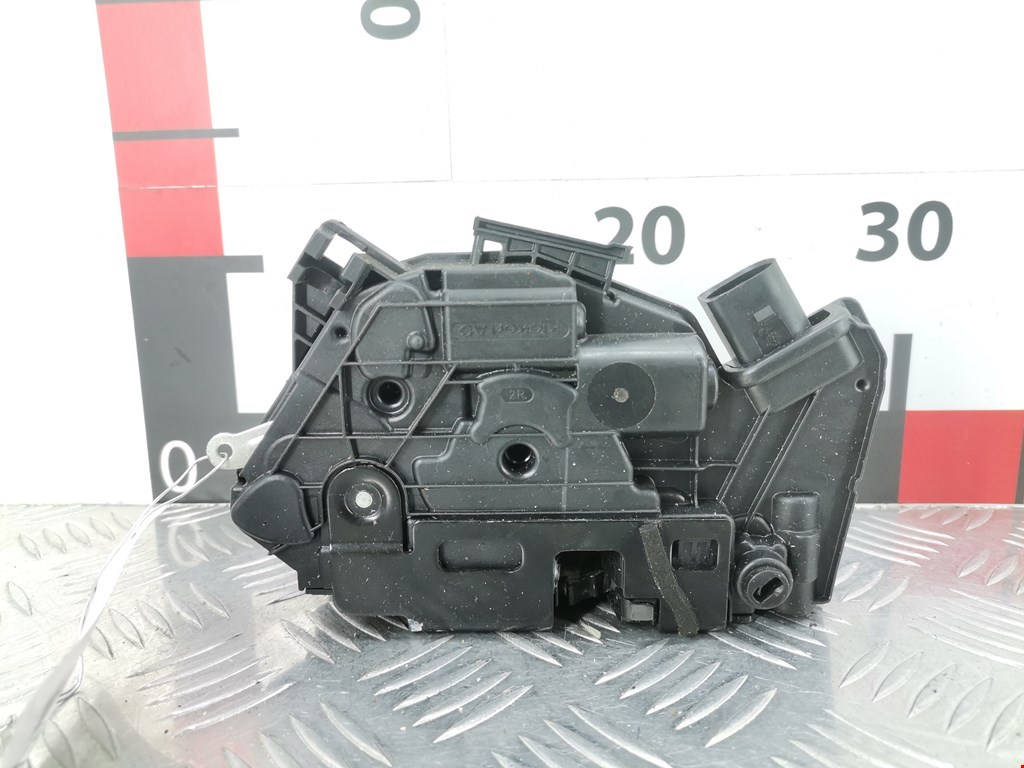 Замок двери задней правой VOLKSWAGEN Passat CC 2008-2017