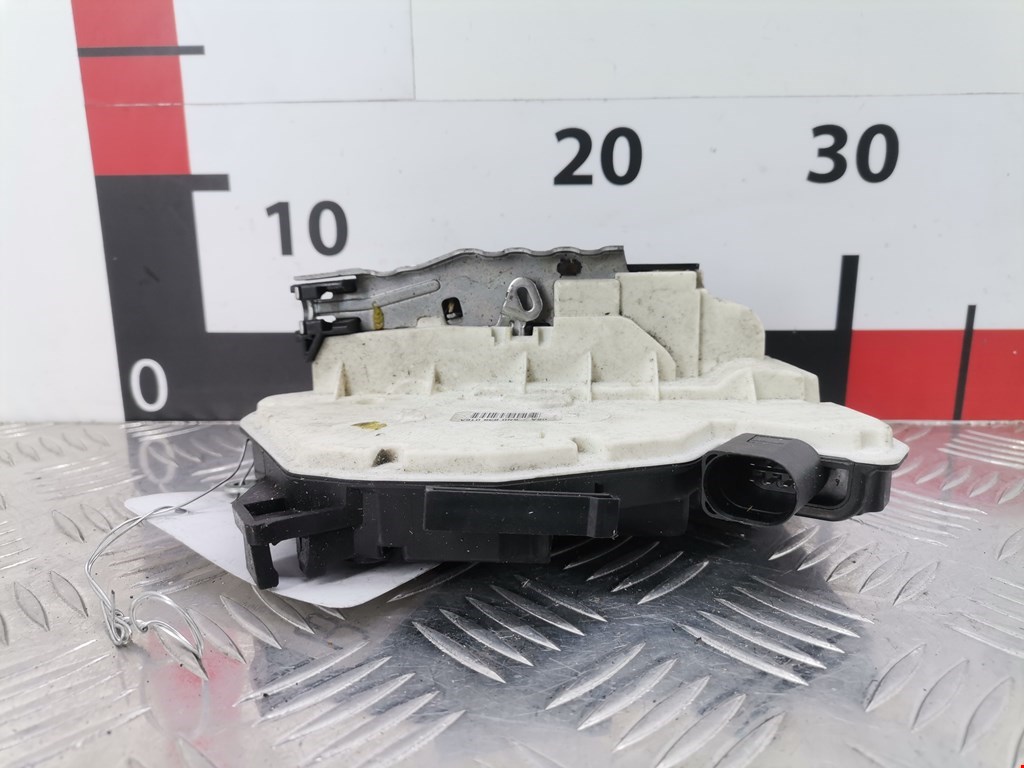 Замок двери задней правой VOLKSWAGEN Passat CC 2008-2017