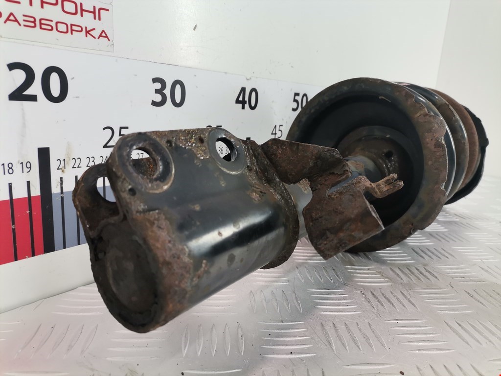 Амортизатор передний правый RENAULT Scenic I 1996-2003