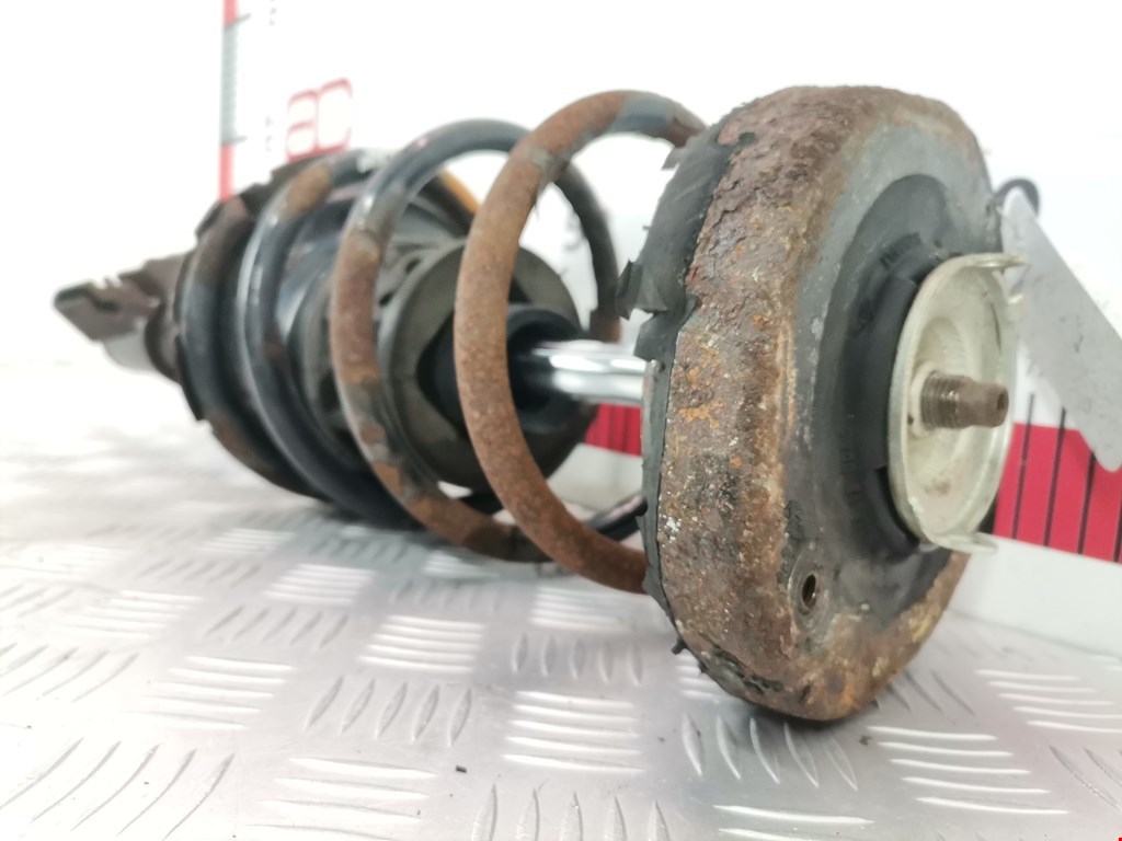 Амортизатор передний правый RENAULT Scenic I 1996-2003