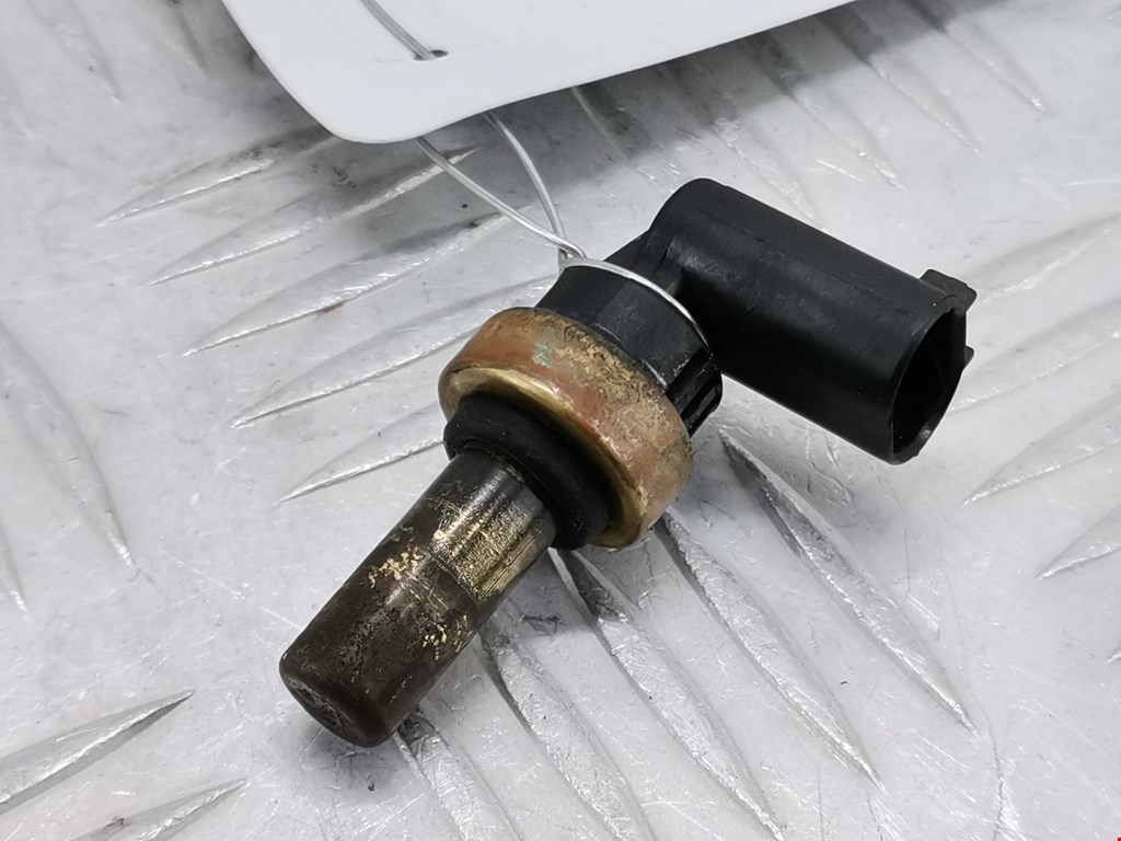 Датчик температуры охлаждающей жидкости Opel Astra H (2004-2014)