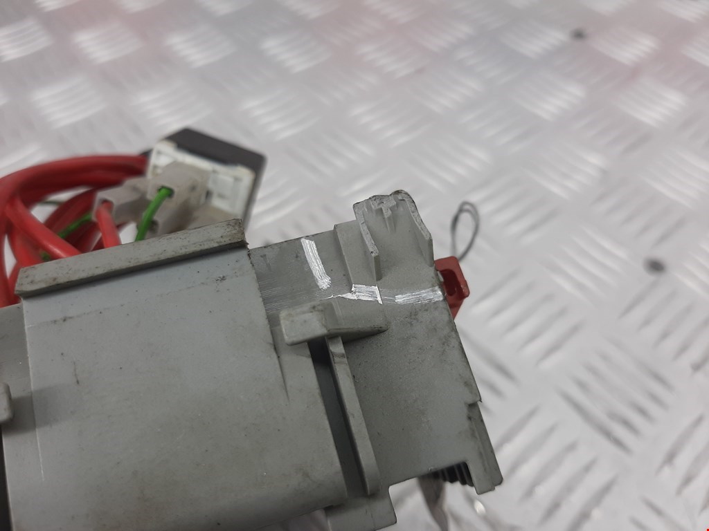 Датчик уровня в бачок омывателя VOLVO V70 II 2000-2007