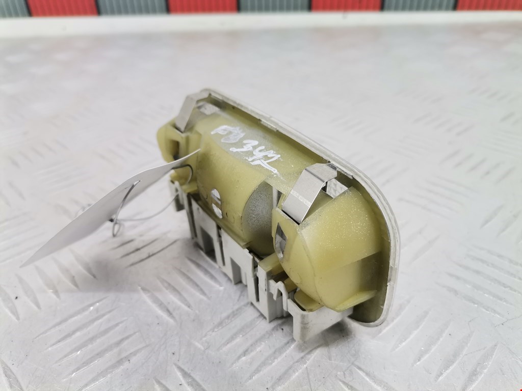 Плафон салонный (салона фонарь) CITROEN C3 2002-2009