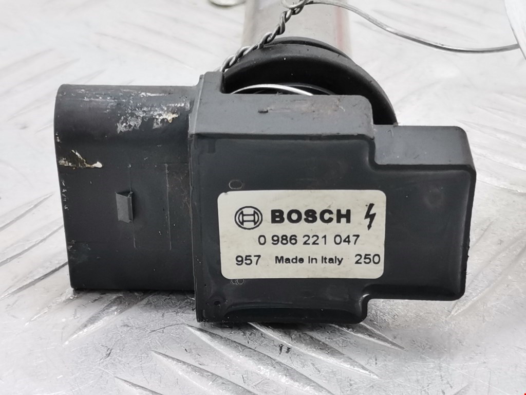 Катушка зажигания VOLKSWAGEN Polo IV 2001-2009