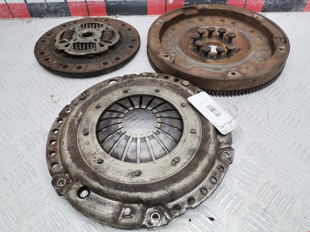 Маховик (демпфер сцепления) SAAB 9-3 1998-2002