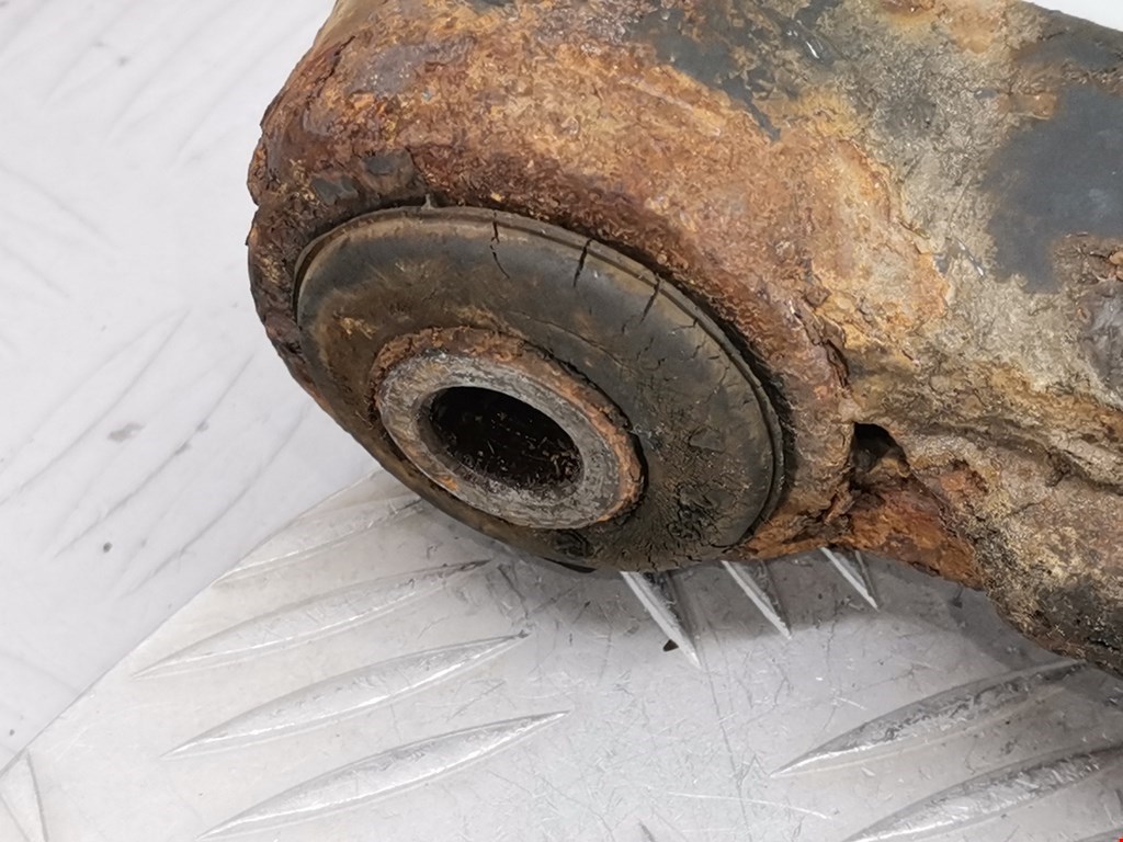 Рычаг передний правый AUDI A3 8L 1996-2003