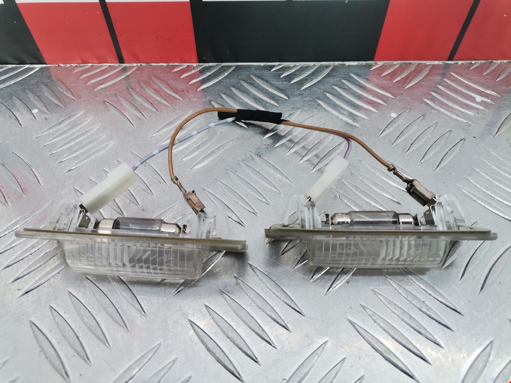 Фонарь подсветки номера MERCEDES-BENZ E-Class W210, S210 1995-2002