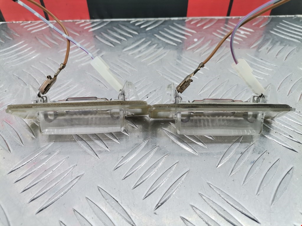 Фонарь подсветки номера MERCEDES-BENZ E-Class W210, S210 1995-2002