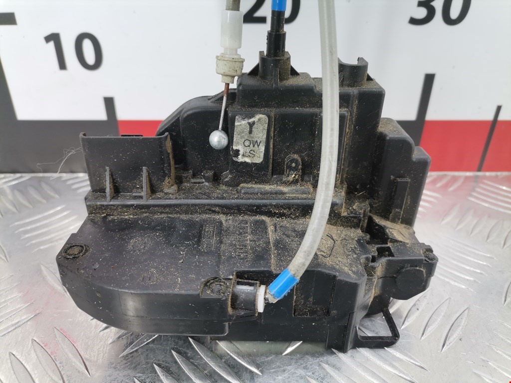 Замок двери задней левой NISSAN Navara III D40 2005-2015