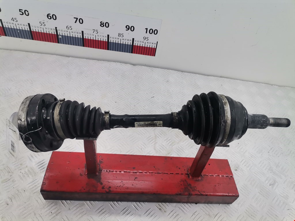 Полуось (привод, приводной вал) передняя правая VOLKSWAGEN Touareg 2002-2010