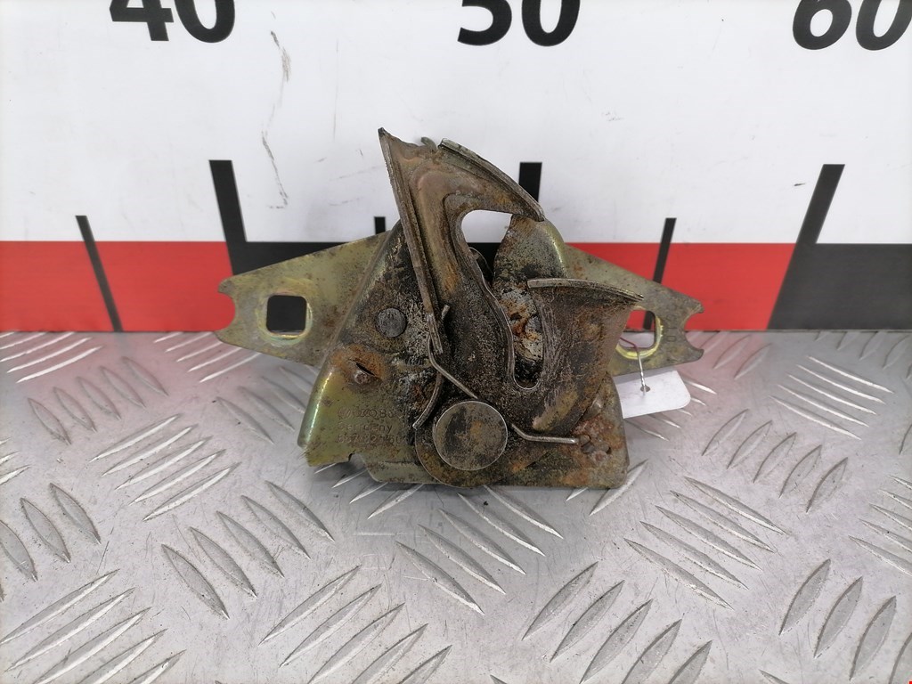 Замок капота VOLKSWAGEN Passat B4 1993-1997