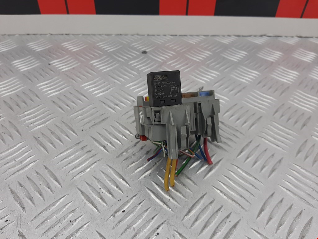 Датчик уровня в бачок омывателя VOLVO V70 II 2000-2007