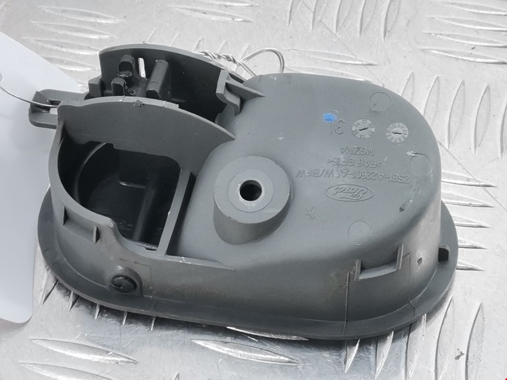 Ручка дверная передняя внутренняя левая FORD Fiesta 2001-2008