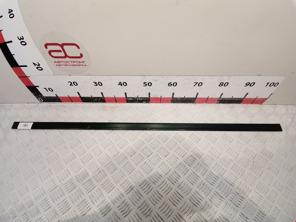 Накладка декоративная (молдинг) двери передней левой Audi A6 C5 (1997-2005)